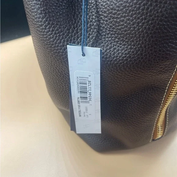 Dooney and Bourke Pebble Grain Large Zip Barlow Small Coin Case NWT Brown Tmoro - Picture 3 of 9